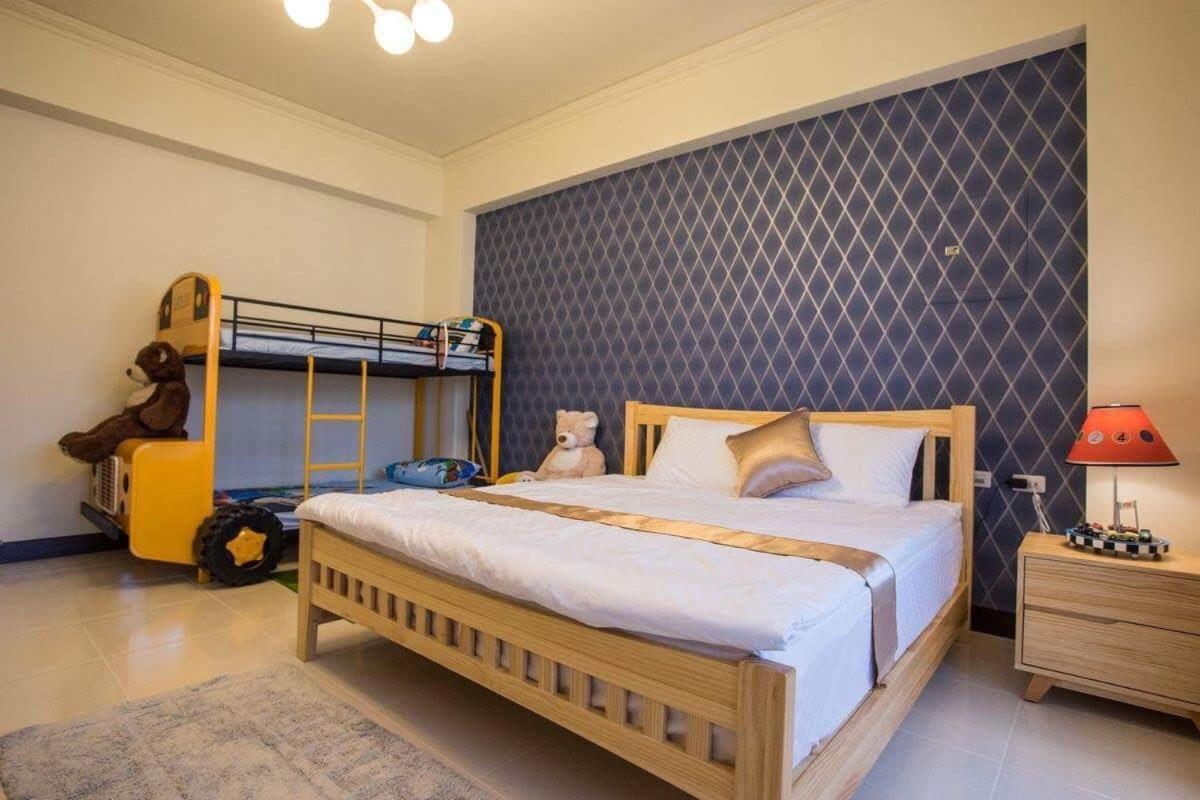 Bay House Bed & Breakfast Donggang Exterior photo